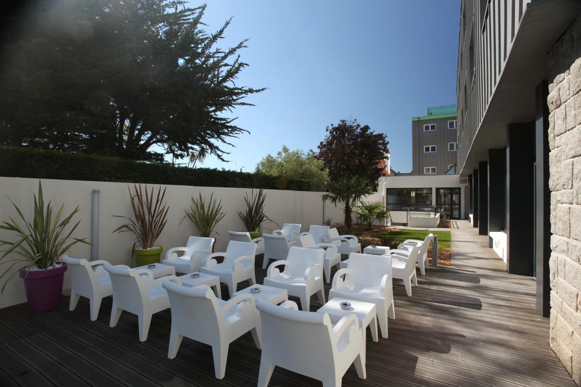 Отель Ibis Styles Quiberon Centre Экстерьер фото